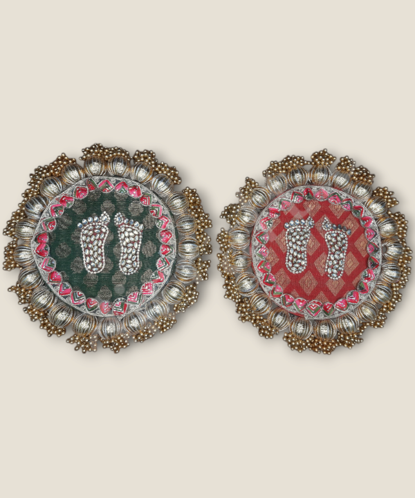 1Pc Lakshmi Charan Paduka – Sacred Footprints of Goddess Lakshmi