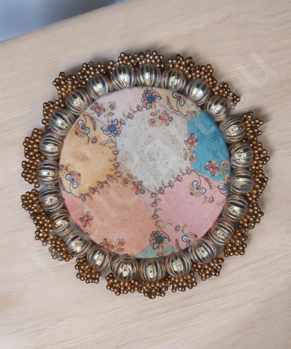 1 pc 9inch Multicolor Circular Handcrafted Decorative Base Mat with Traditional Pattern