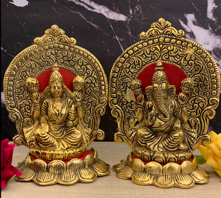 Lakshmi Ganesha Statue