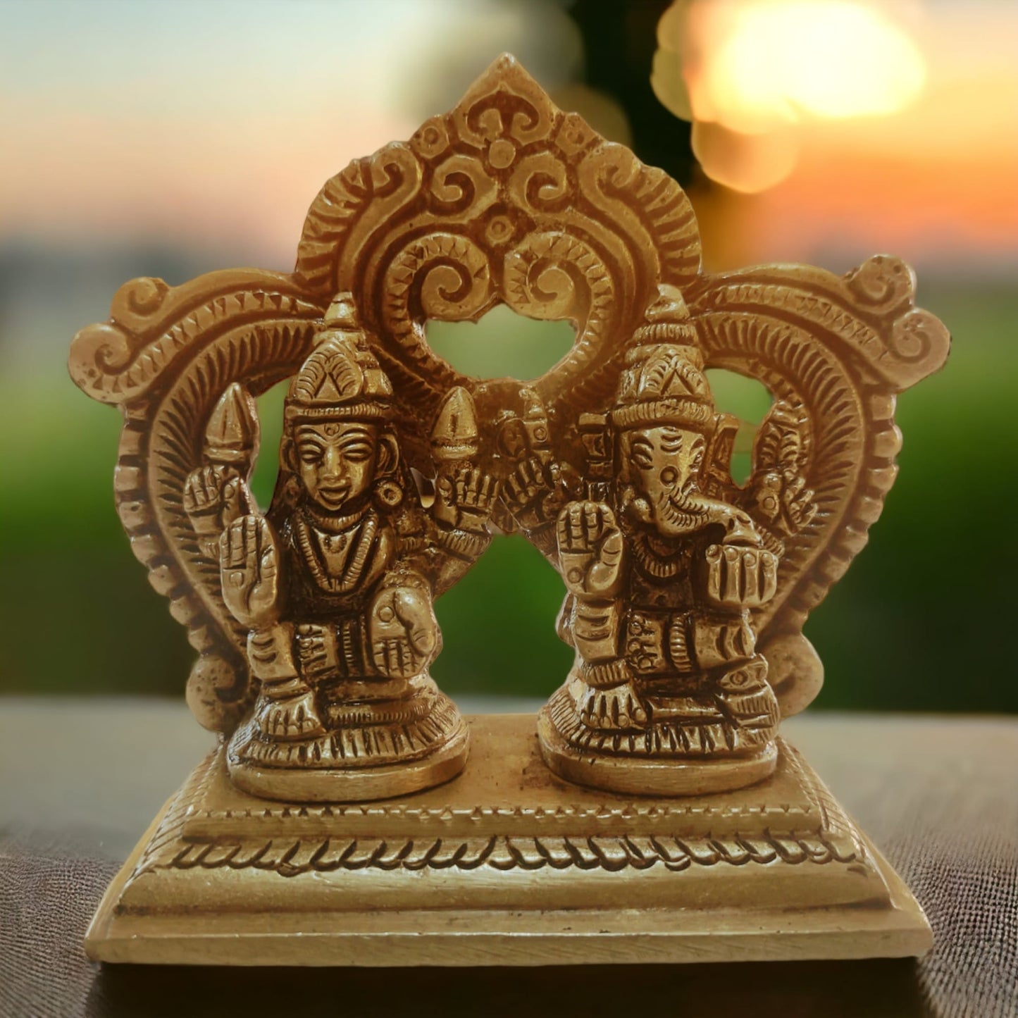 Lakshmi ji and Ganesha ji Statue/Murti