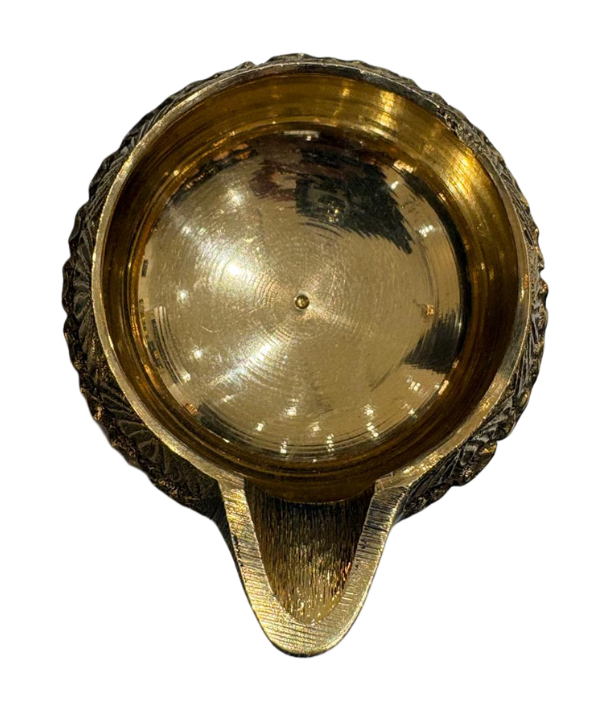 Kuber Brass Diya with Turtle Base – Traditional Oil Lamp for Pooja