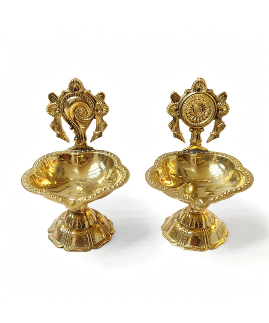 Shankh Chakra Diya Set of 2 with Velvet Box