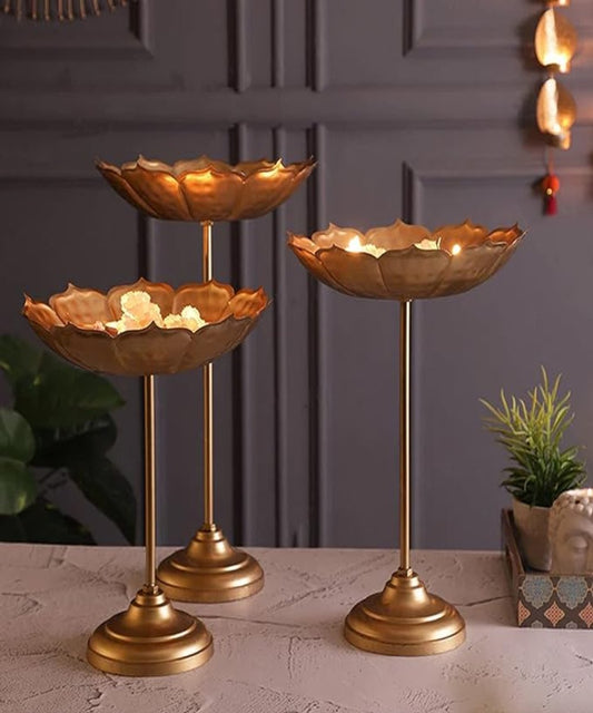 3 pc Lotus Standing TeaLight Holder with Urli