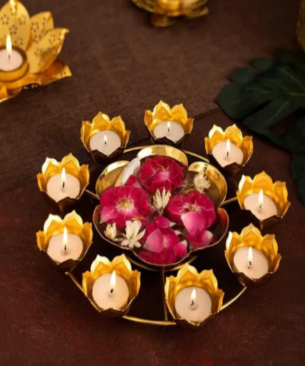 Lotus TeaLight with Lotus Urli