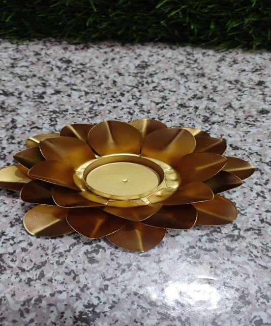 Lotus Golden Tea Light Candle Holder