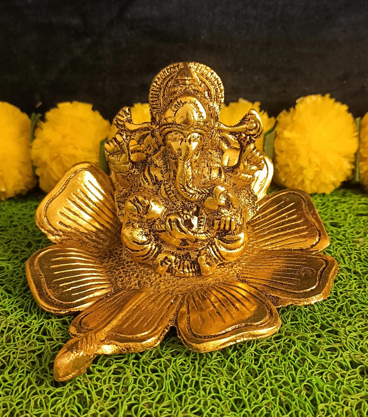 Ganesh Idol on Leaf Lord Ganesha with Diya Metal Hand Craved for Home Decor