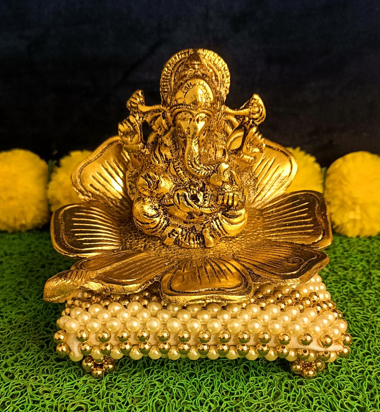 Ganesh Idol on Leaf Lord Ganesha with Diya Metal Hand Craved for Home Decor