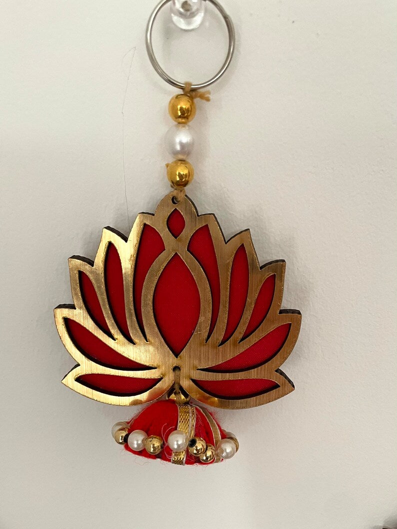 Lotus hanging pair